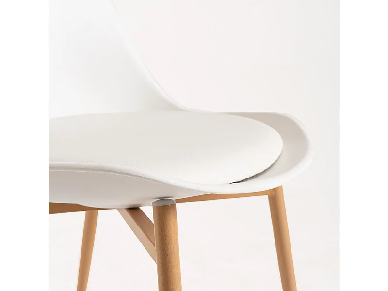 Chaise scandinave Kany - Confort en simili cuir et pieds en bois naturel-Couleur Blanc