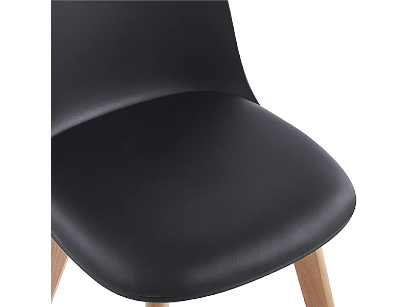 Silla nórdica natural y negra con cojín de asiento en polipiel blanca Dekan