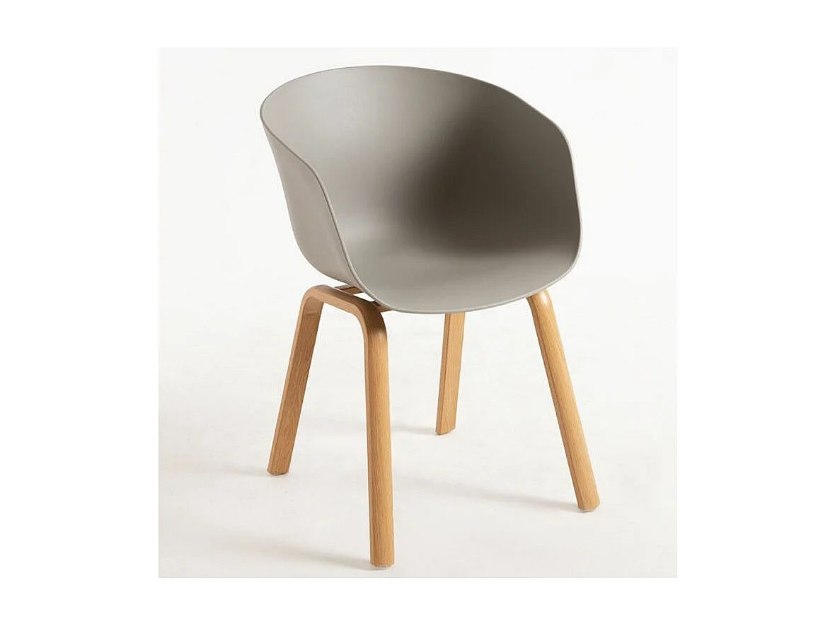 Chaise scandinave avec accoudoirs gris et pieds naturel Wau