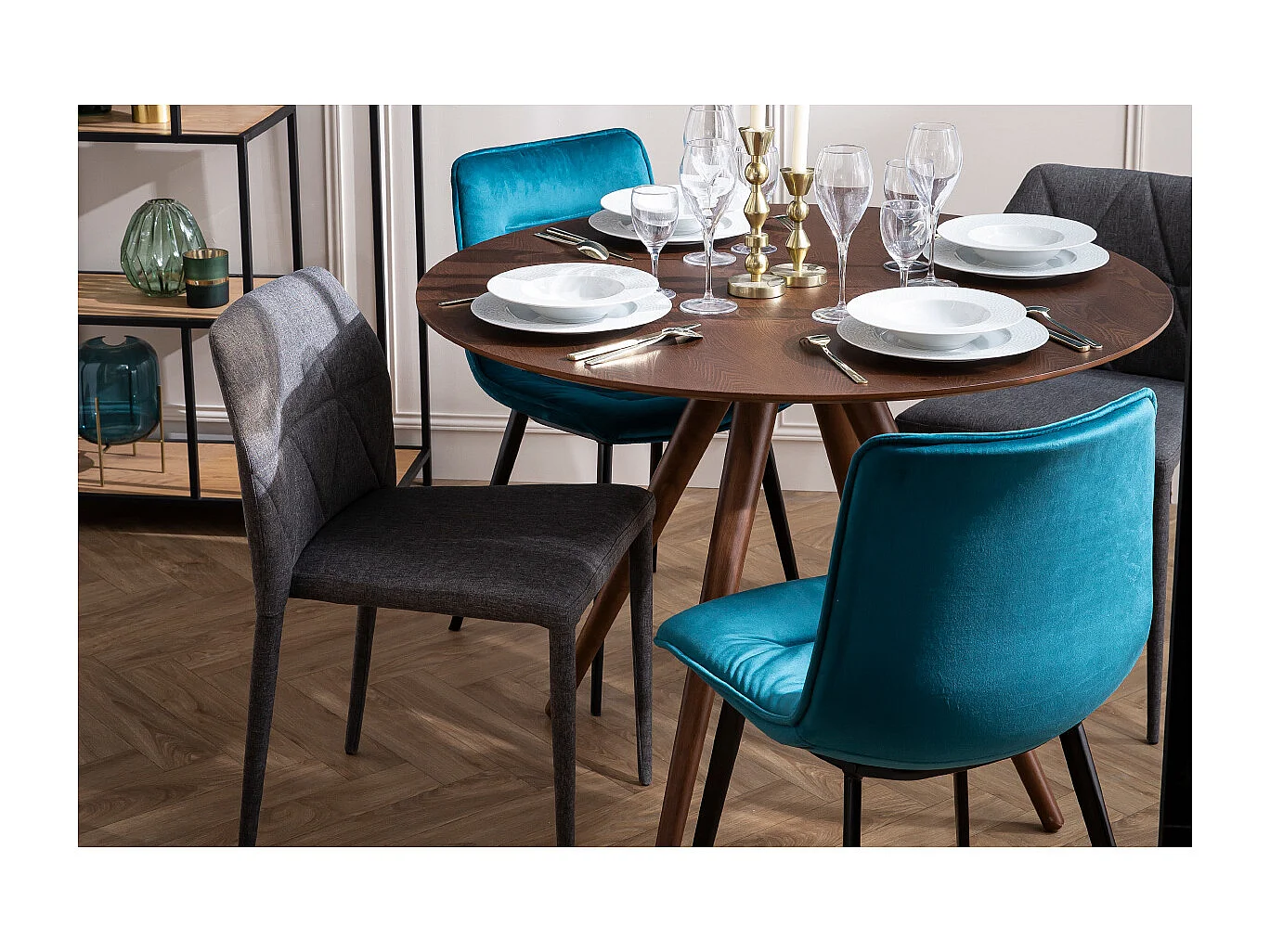 Tavolo da pranzo rotondo design noce D106 WALFORD