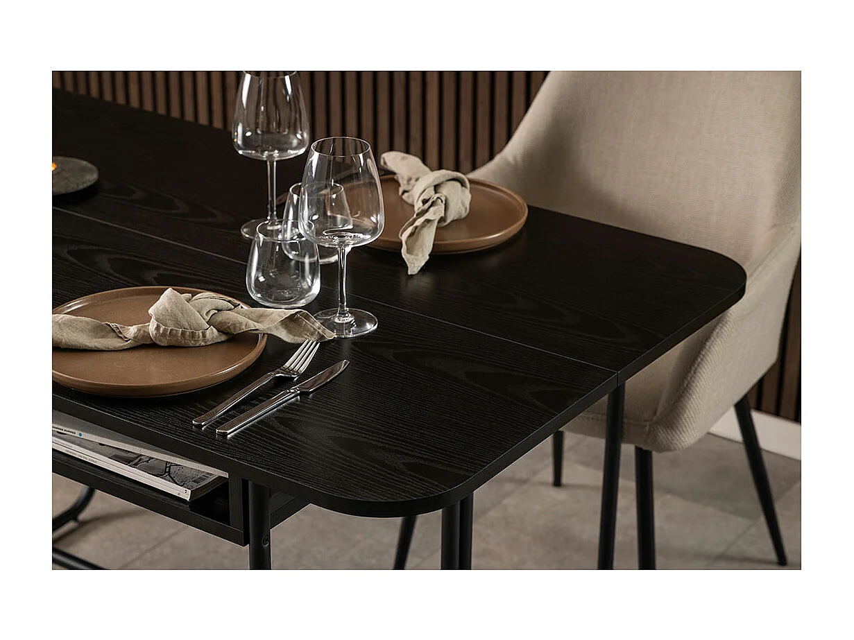 Darlington Esstisch 140x40, 80cm ausziehbar schwarz.