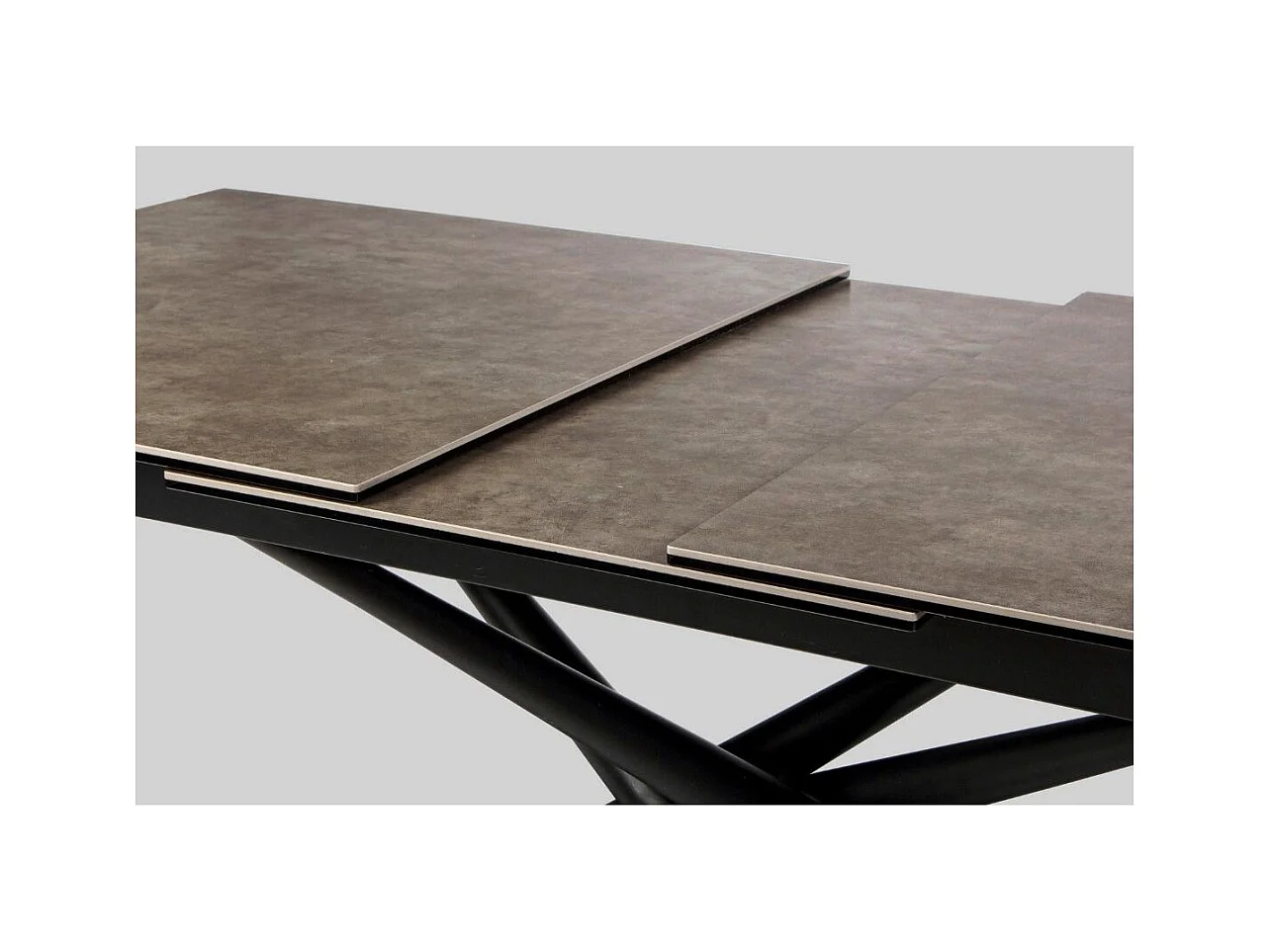Table extensible 6 à 10 places céramique marron et acier noir Seray 160-220cm