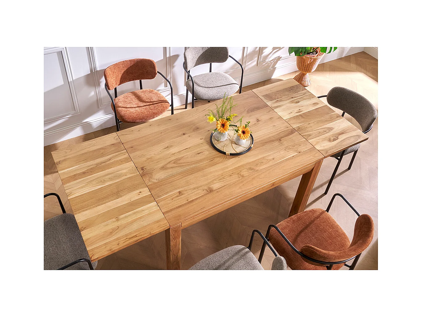 Tavolo da pranzo allungabile in massello di acacia e metallo nero L120-210 cm BALTO