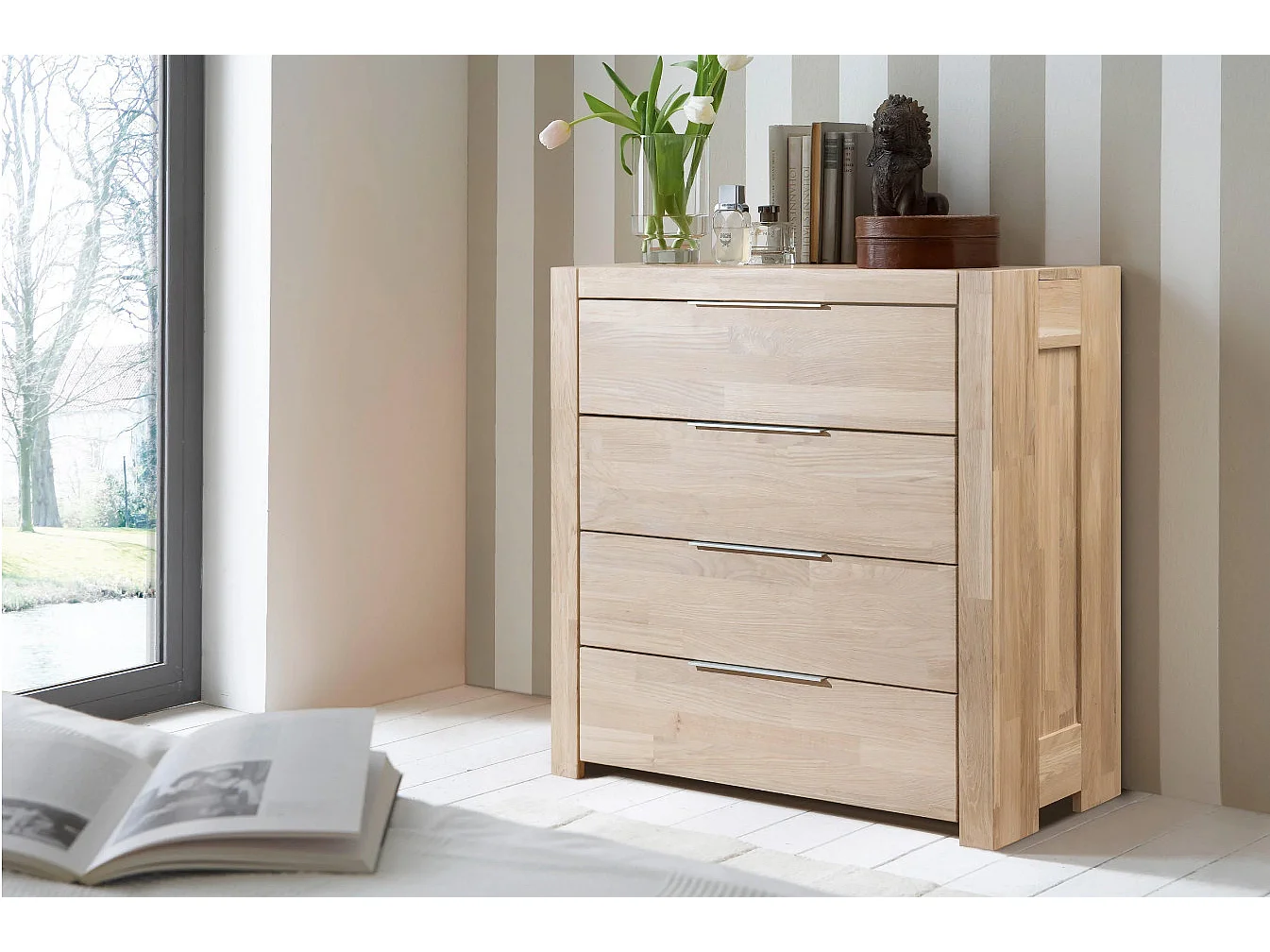 Commode en bois de chêne blanchi 4 tiroirs Nordo 100cm