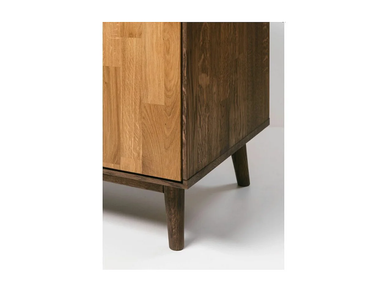 Cómoda alta de roble macizo natural y marrón 2 puertas 2 cajones Thayla 80 cm