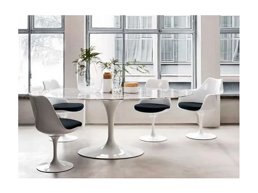Table tulipe ronde en marbre-Plateau Marbre blanc Carrara-Diamètre 90 cm-Piètement Blanc mat
