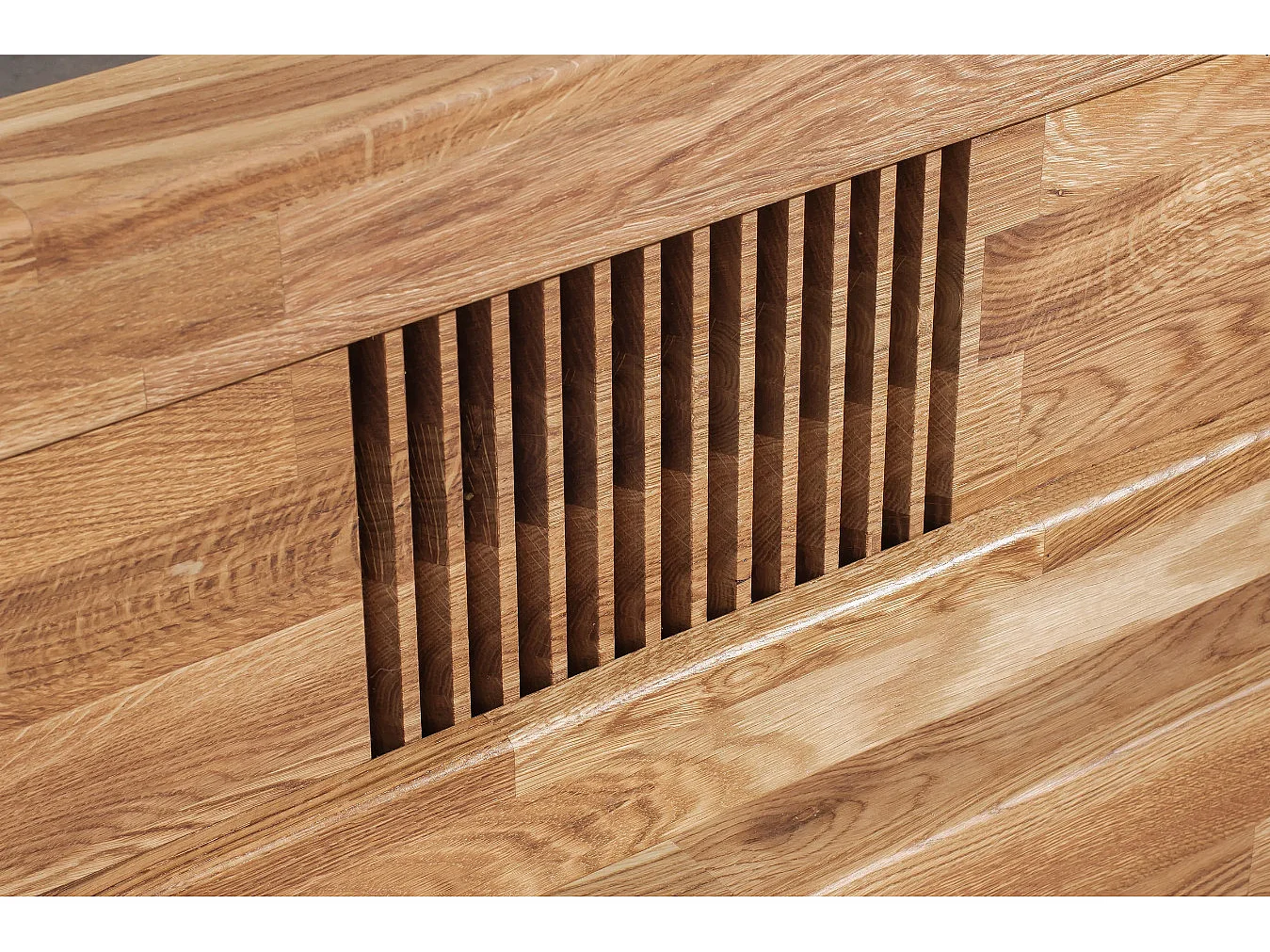 Lit en chêne massif naturel Valoria-140x200