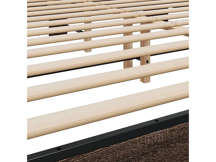 Cadre de lit chêne marron 200x200 bois d'ingénierie et métal
