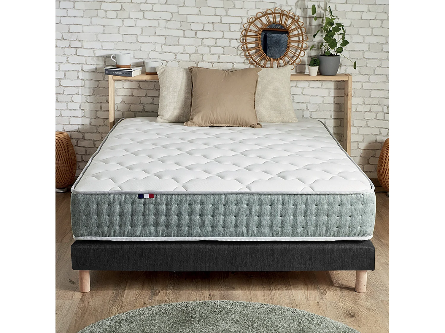 Ensemble matelas Ressort 7 zones HYGGE + Sommier + couette + oreillers Fabriqué en France Dimensions - 160 x 200 cm, Sommier - Noir