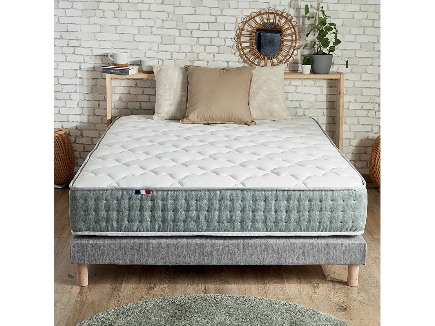 Ensemble + matelas Ressort 7 zones Face Hiver/Eté différente HYGGE Fabriqué en France Dimensions - 160 x 200 cm, Sommier - Gris chiné