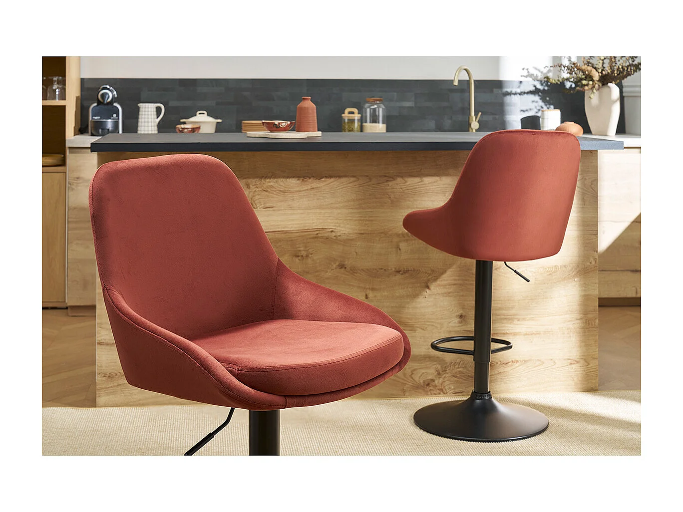 Höhenverstellbare Design-Barhocker roter Samt (2er-Set) HOLO