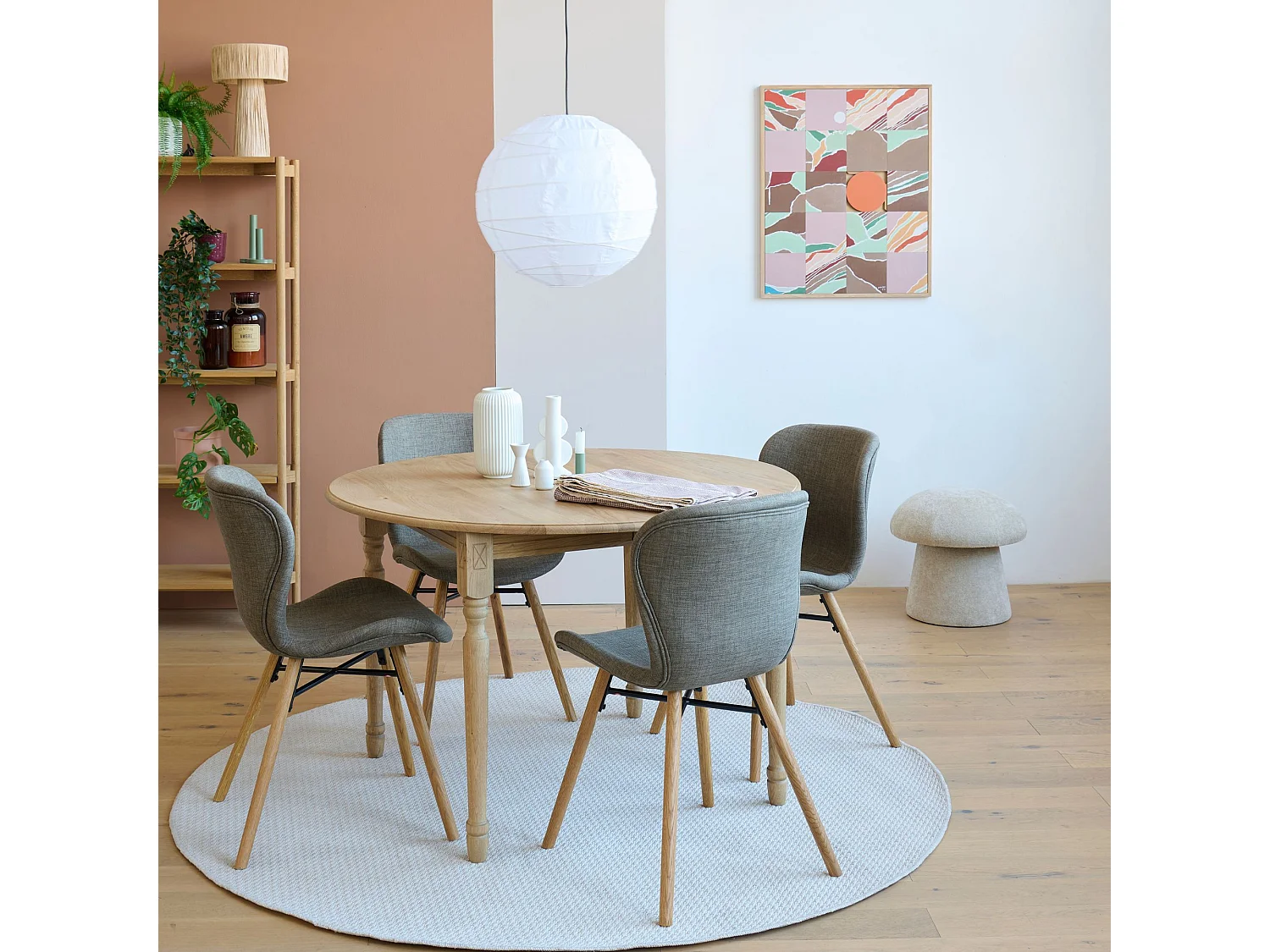 Table ronde extensible pieds tournés D105 + 4 chaises tissu - VICTORIA