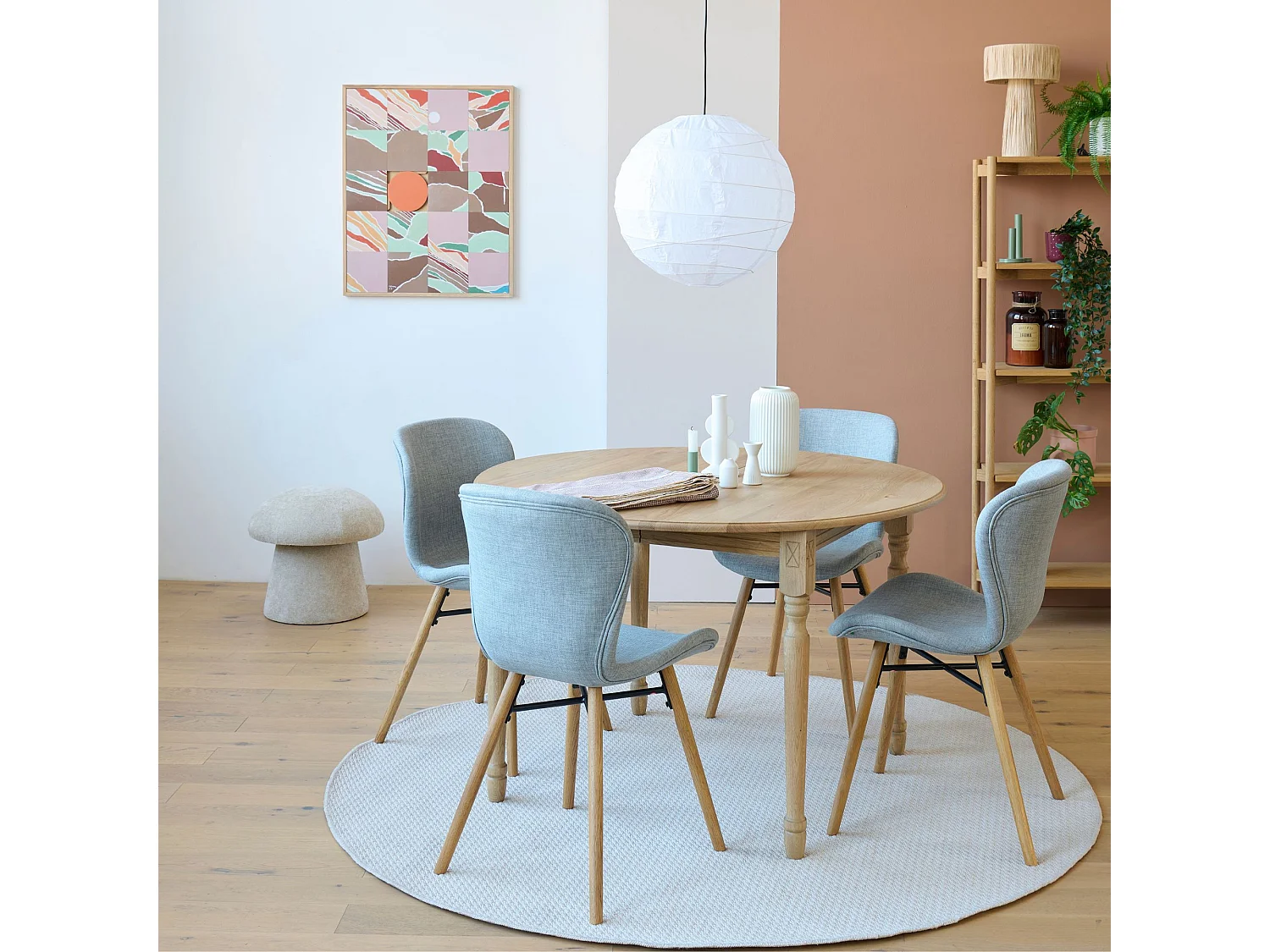 Table ronde extensible pieds tournés D115 + 4 chaises tissu - VICTORIA