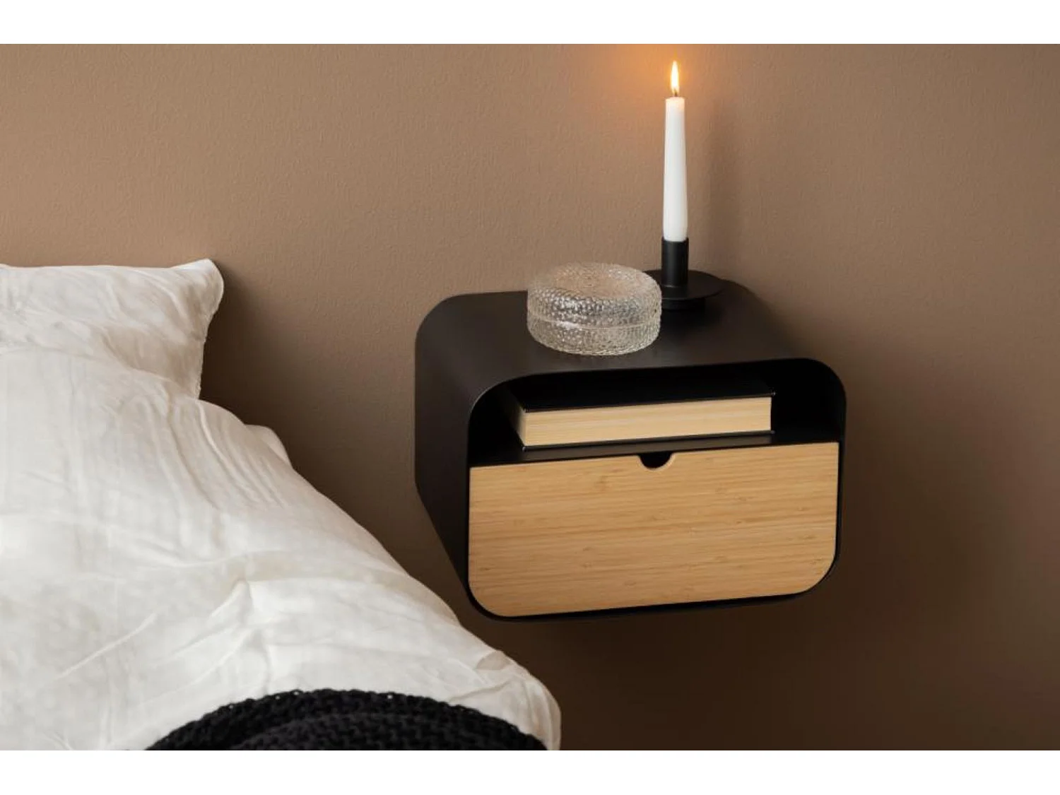 Chevet suspendu rectangulaire métal noir et bambou 1 tiroir 1 niche - JANE