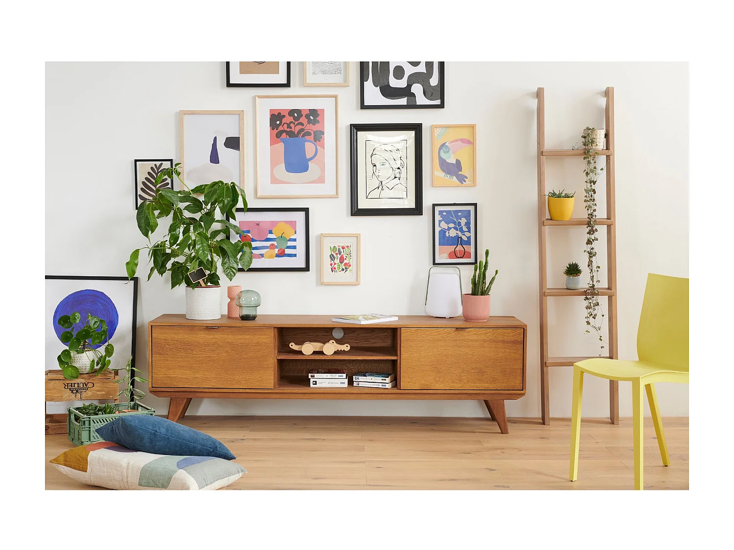 Meuble TV rétro en bois 2 niches 2 portes L180 bronze - MALLET