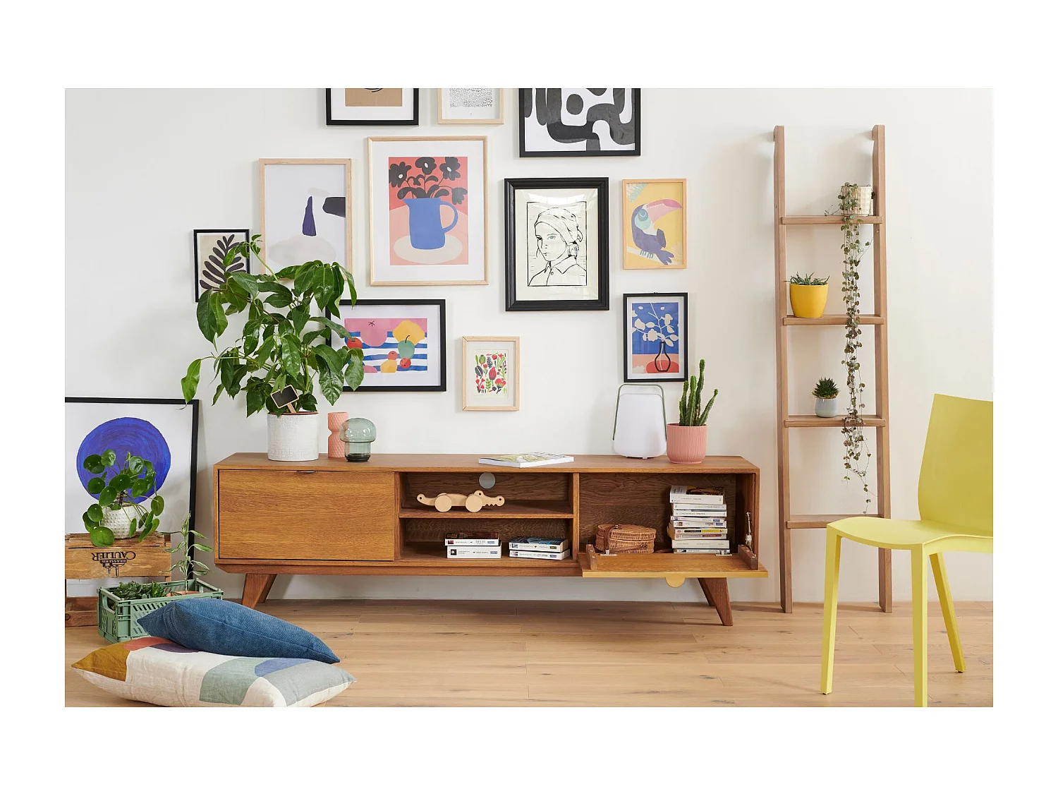 Meuble TV rétro en bois 2 niches 2 portes L180 bronze - MALLET