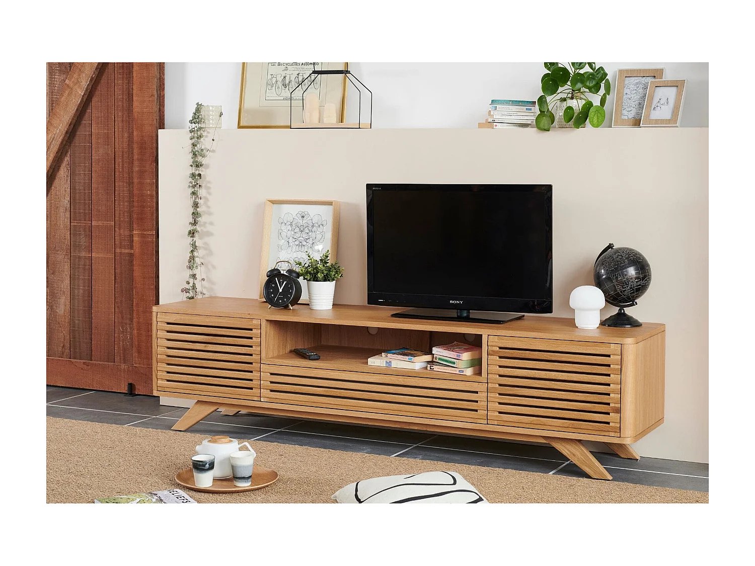 Meuble TV bas moderne en chêne 2 portes 1 tiroir L200 - ALAMA