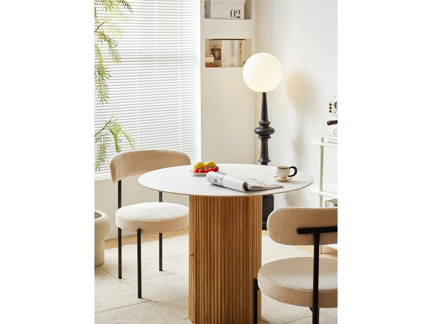 Table à manger en bois avec plateau effet marbre