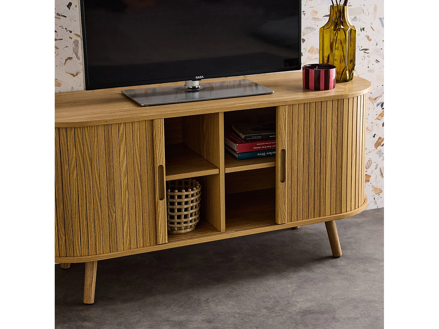 Mobile tv scandinavo con 2 ante scorrevoli, 120cm, marrone naturale