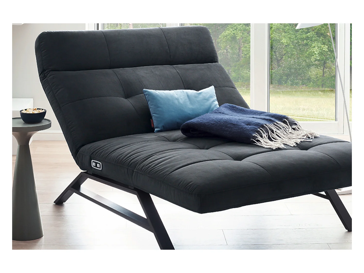 Liege - Schwarz Velvet - AMERIVA