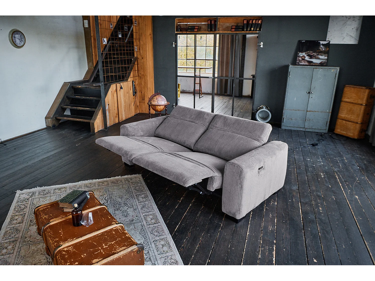 Sofa - Grau Cord - FINN