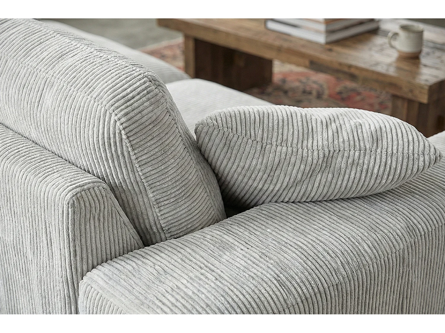 Sofa - Hellgrau Cord - NETTA