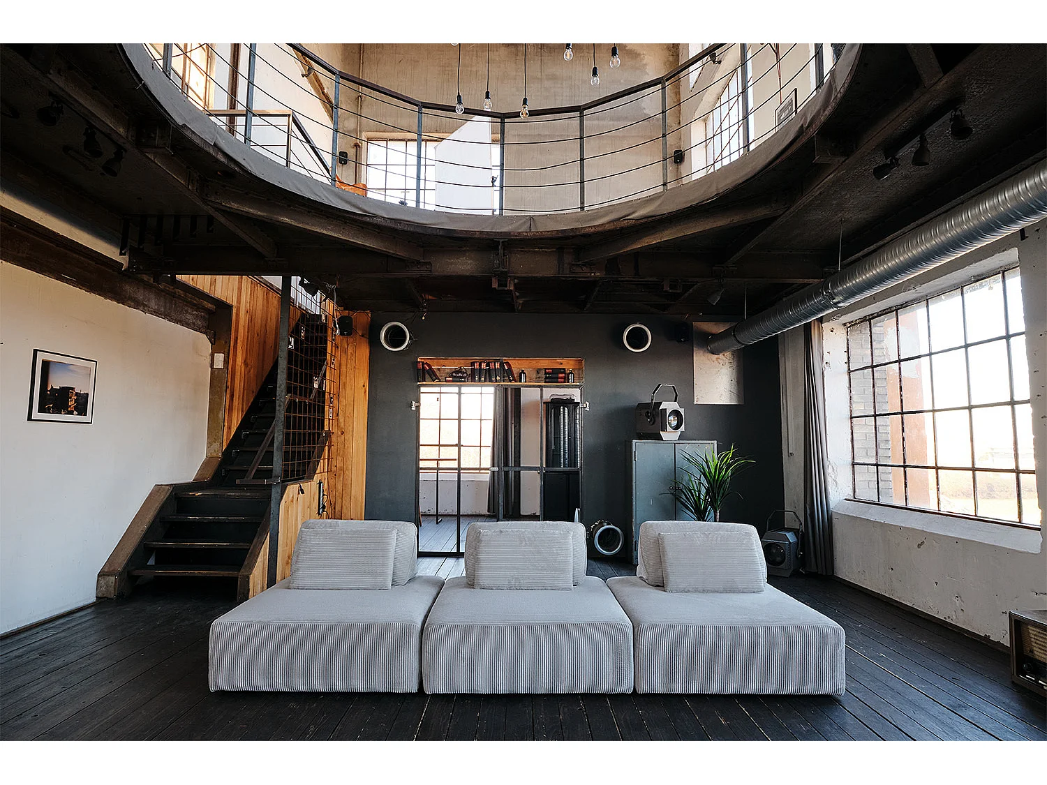 Sofá - gris claro Pana - WIOLO SOFT