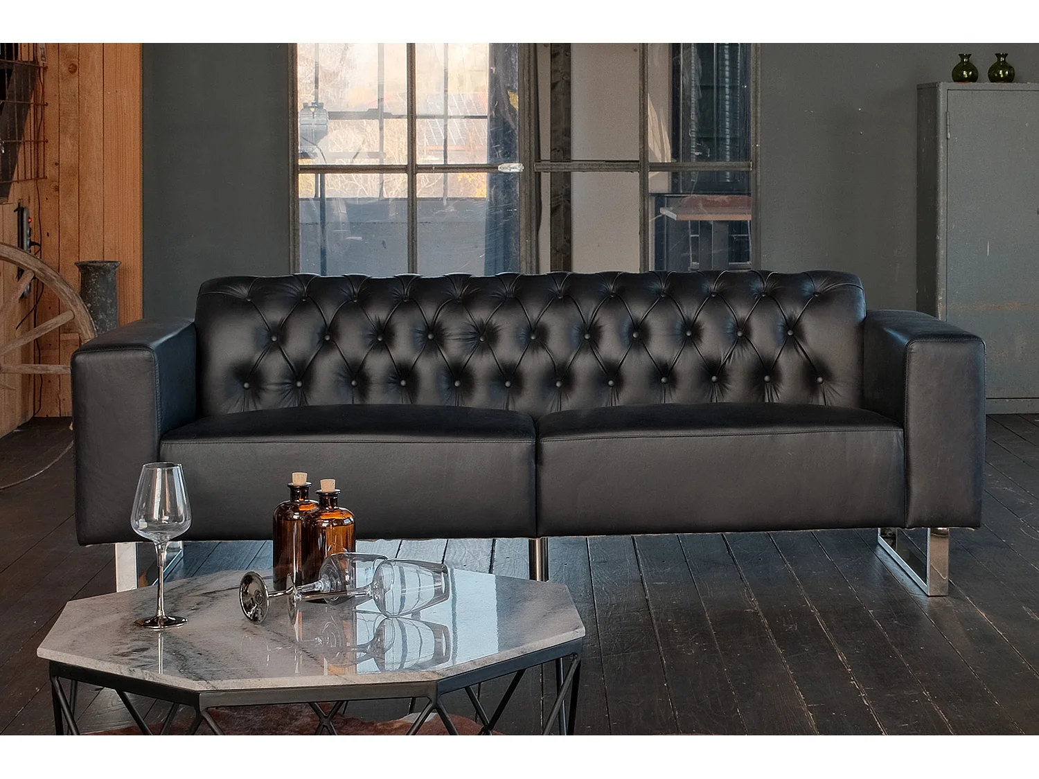 Divano Chesterfield - Nero pelle - NILO