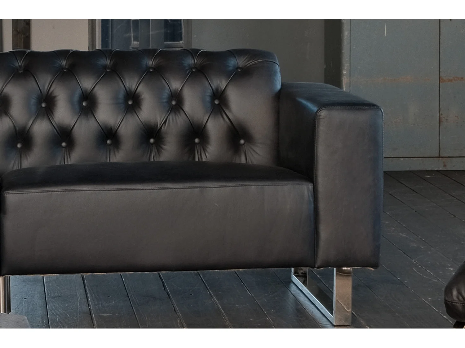Divano Chesterfield - Nero pelle - NILO