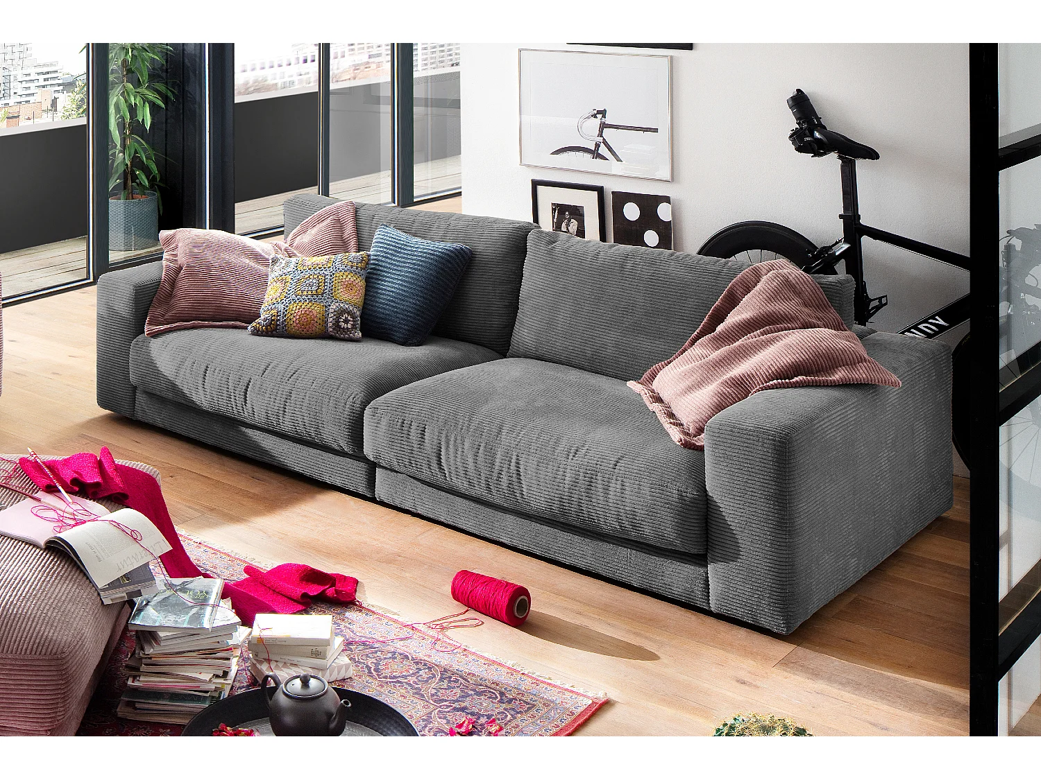 Sofa - Grau Cord - MADELINE