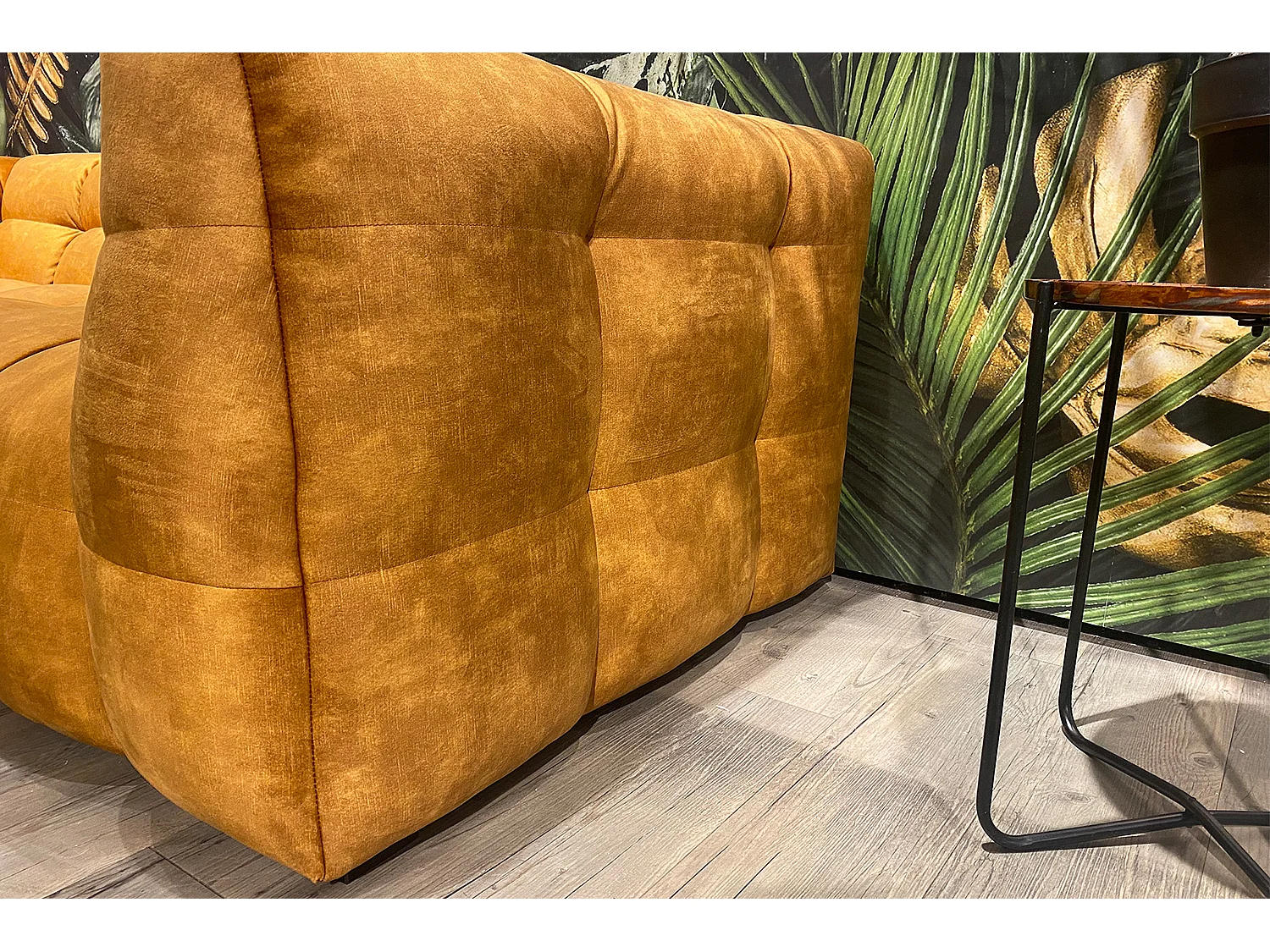Sofa - Gold Velvet - ROSARIO