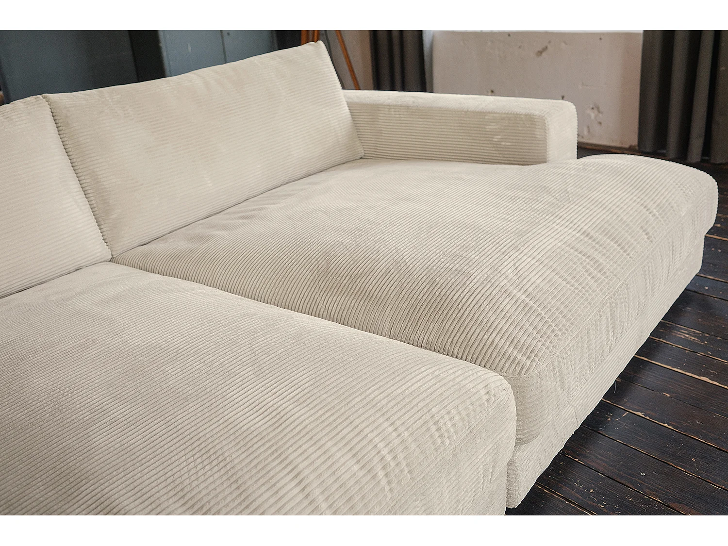 Bigsofa - Cremeweiß Cord - MADELINE