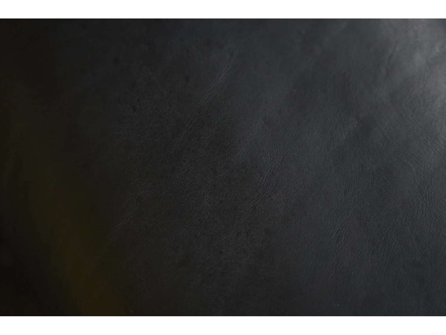 Big - Schwarz Leder - TARA