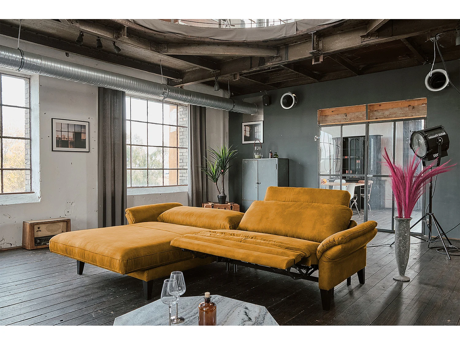 Ecksofa - Gold Webstoff - MALTA