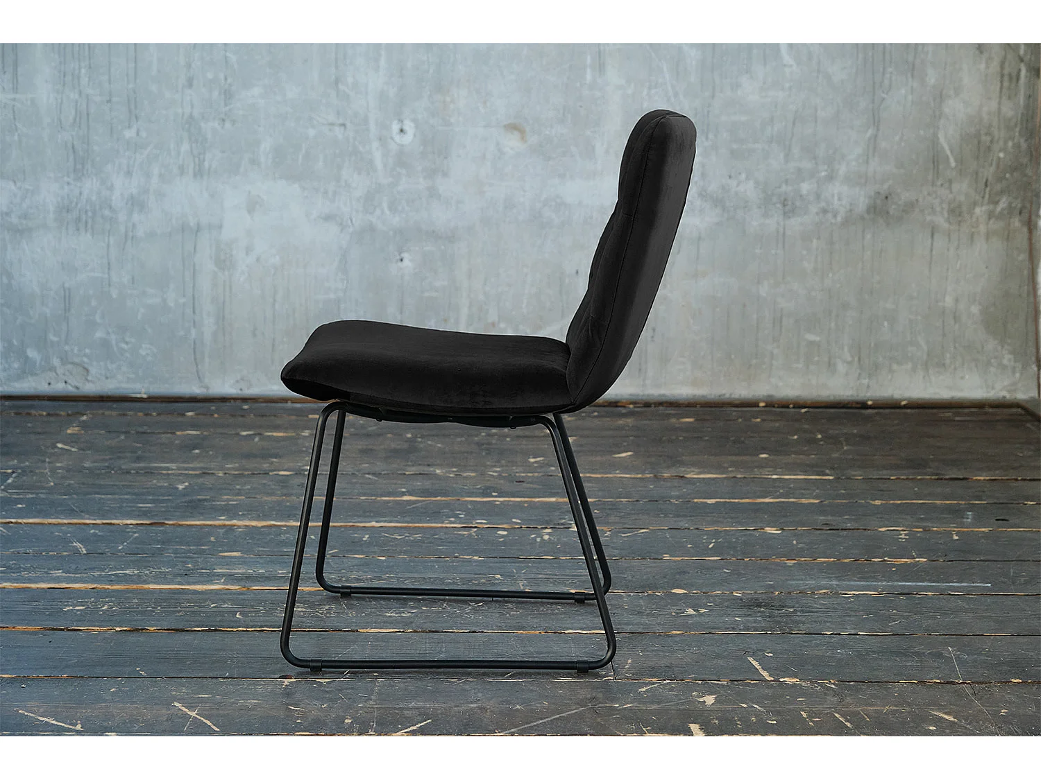 Sedia imbottita - Nero velluto - CHARME