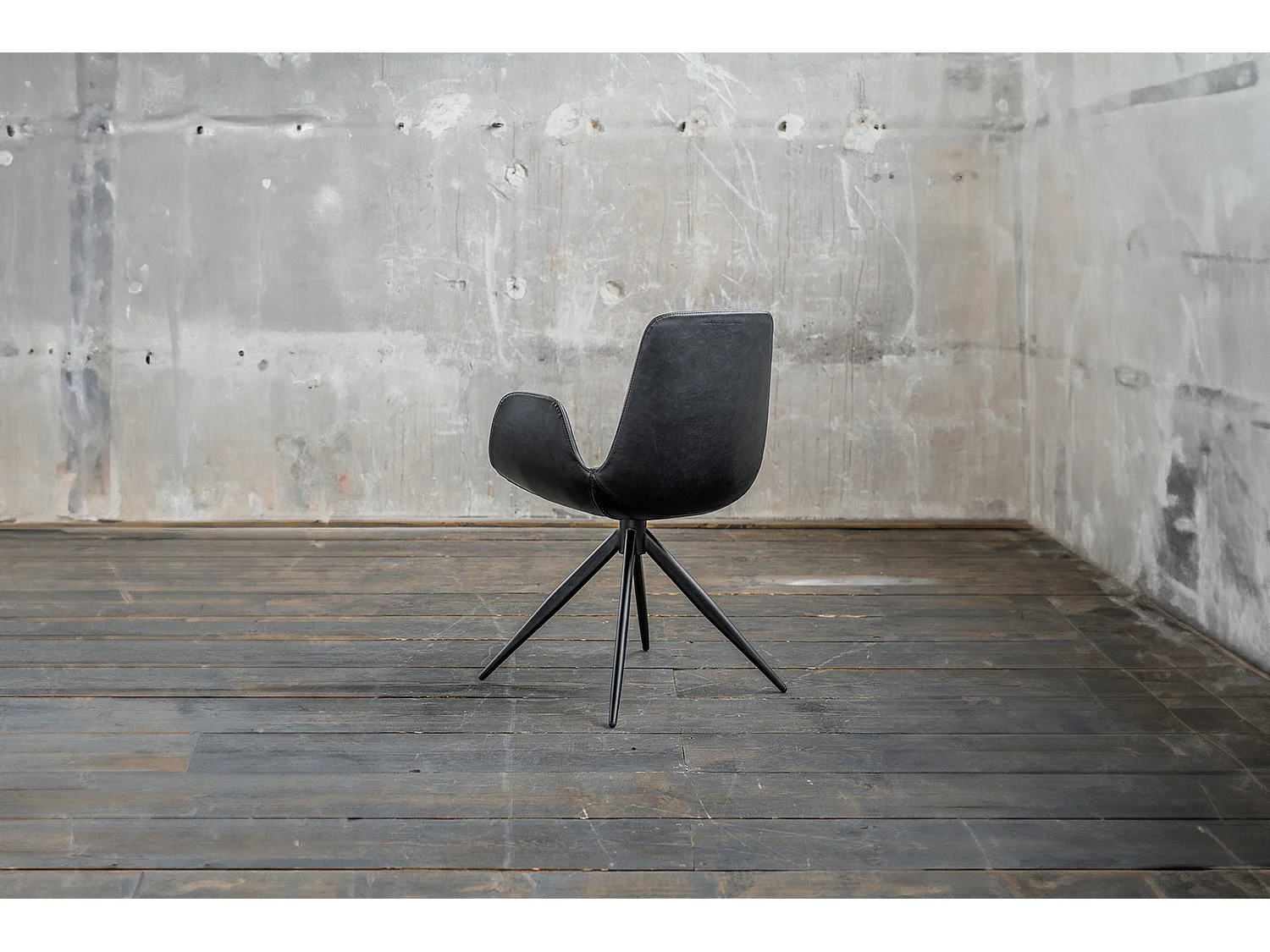 QUEN - Zwart Imitatieleer - QUEN