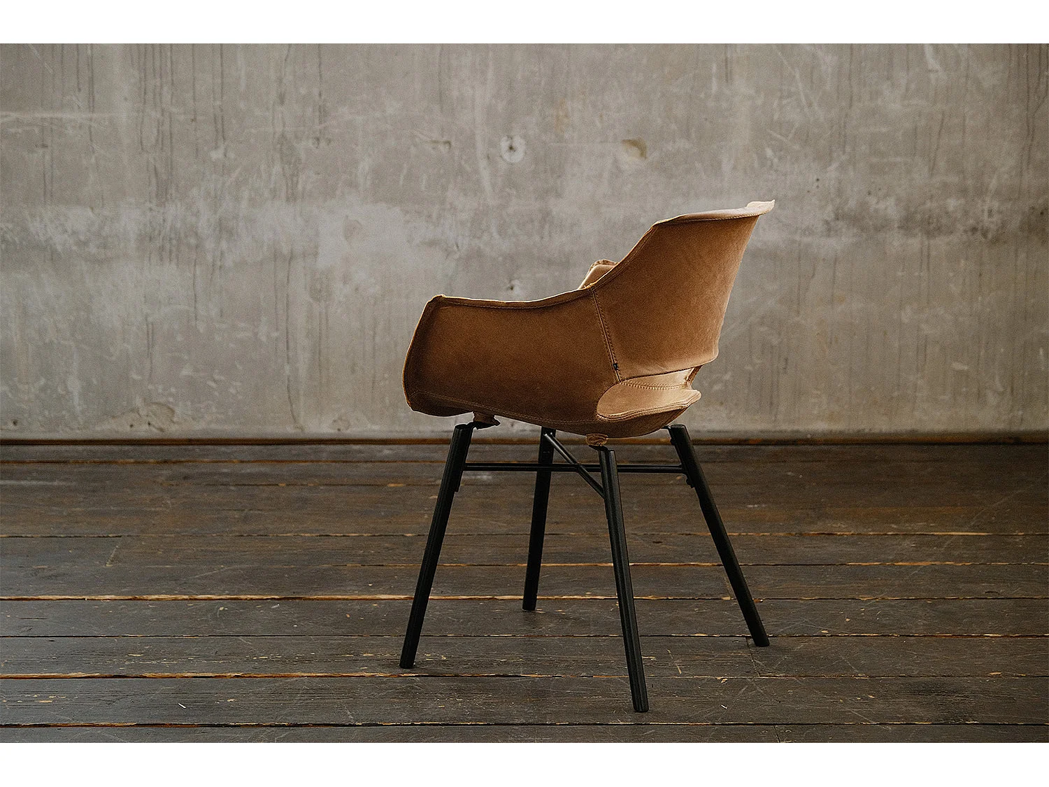 Chaise rembourrée - marron cuir - ZAJA