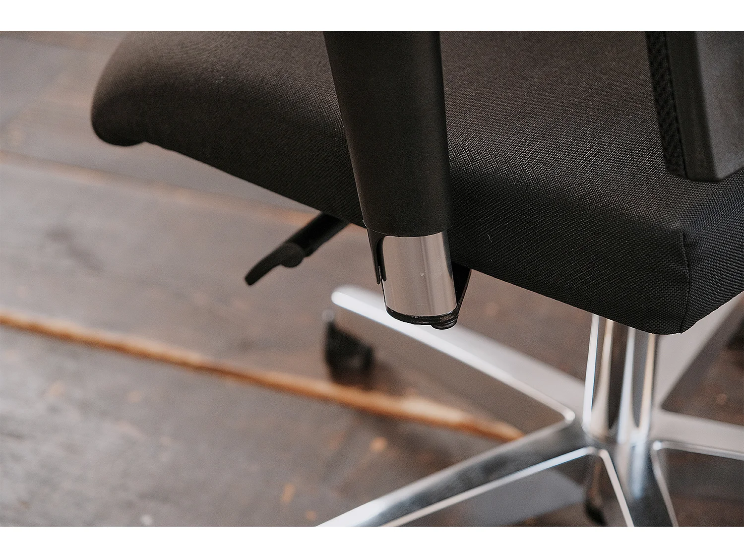 Chaise - Noir plastique - 64 x 64 cm - TORO