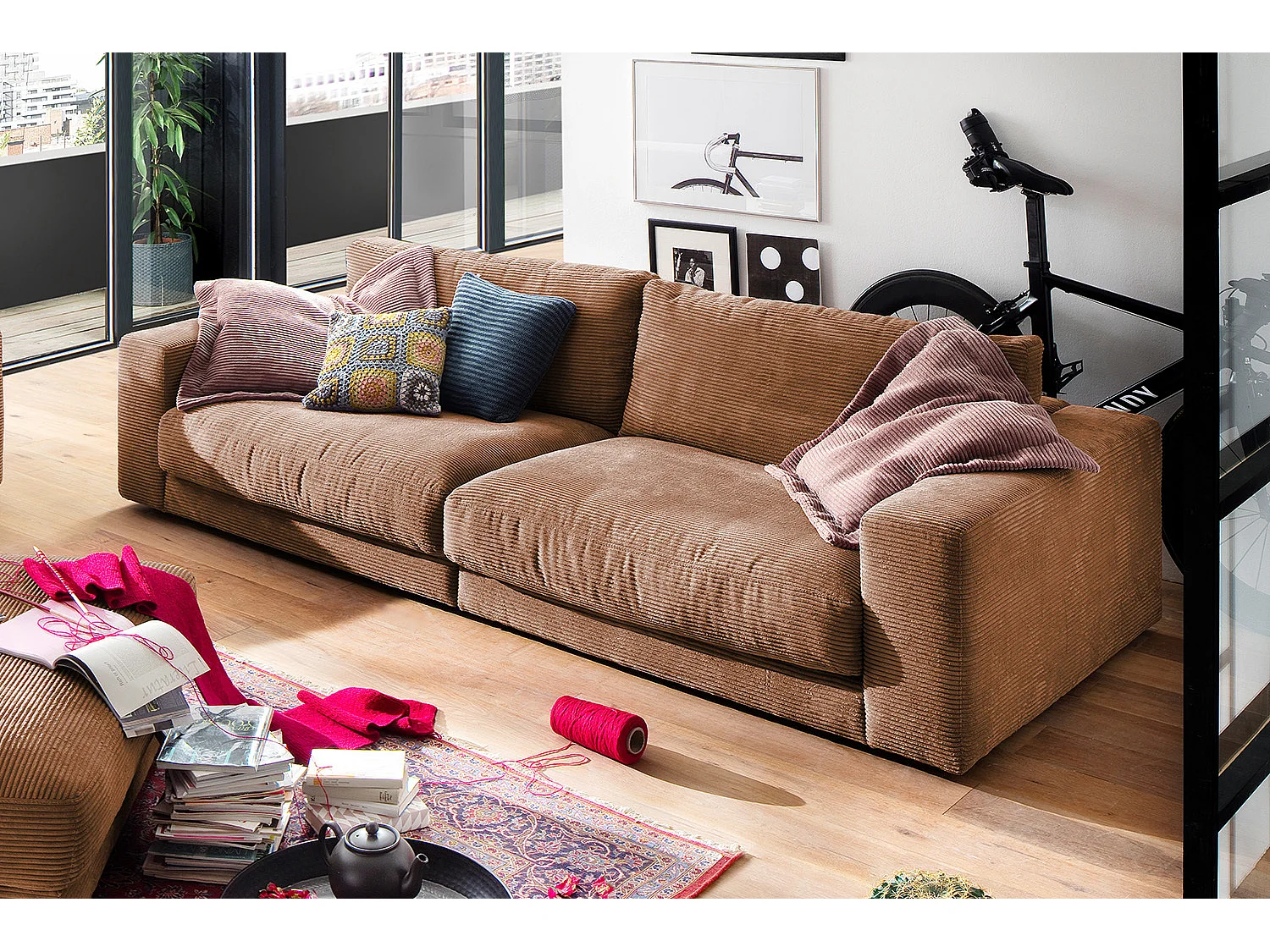 Sofa - Braun Cord - MADELINE