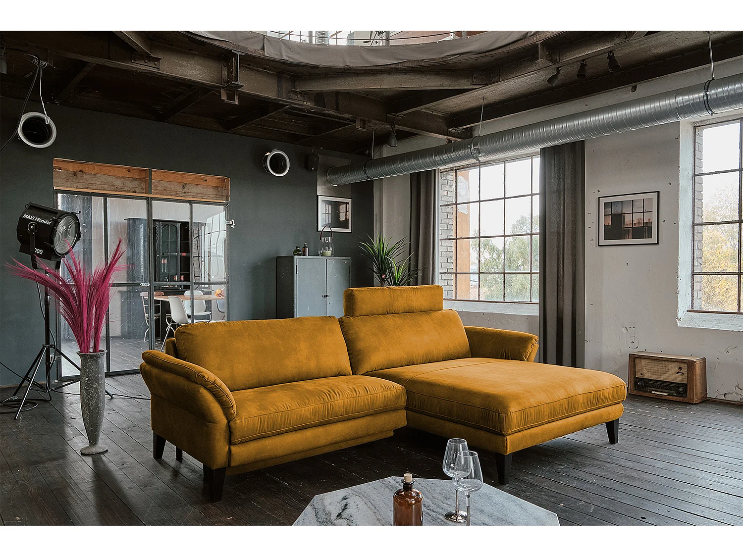 Ecksofa - Gold Webstoff - MALTA