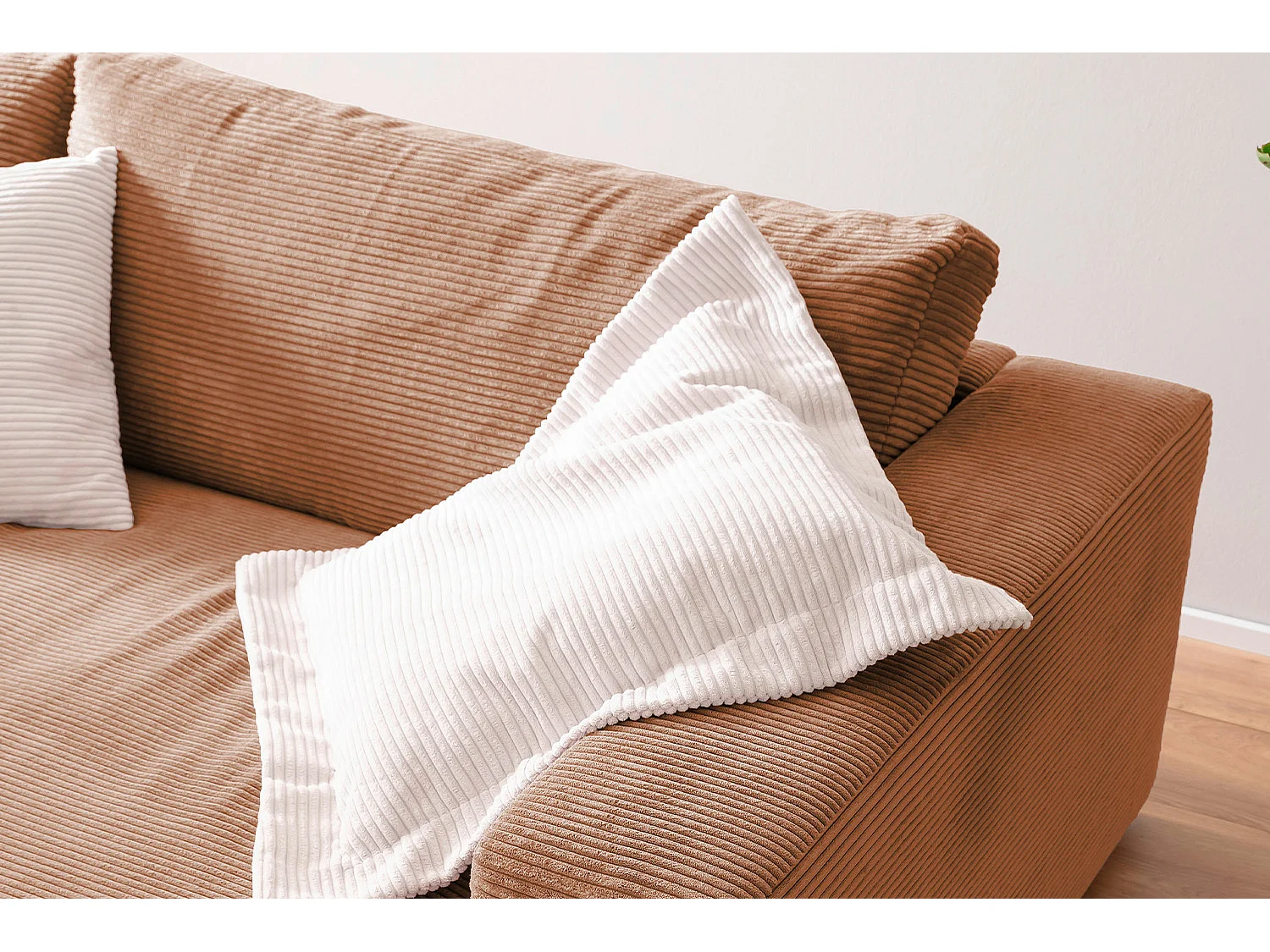 Big - Braun Cord - MADELINE