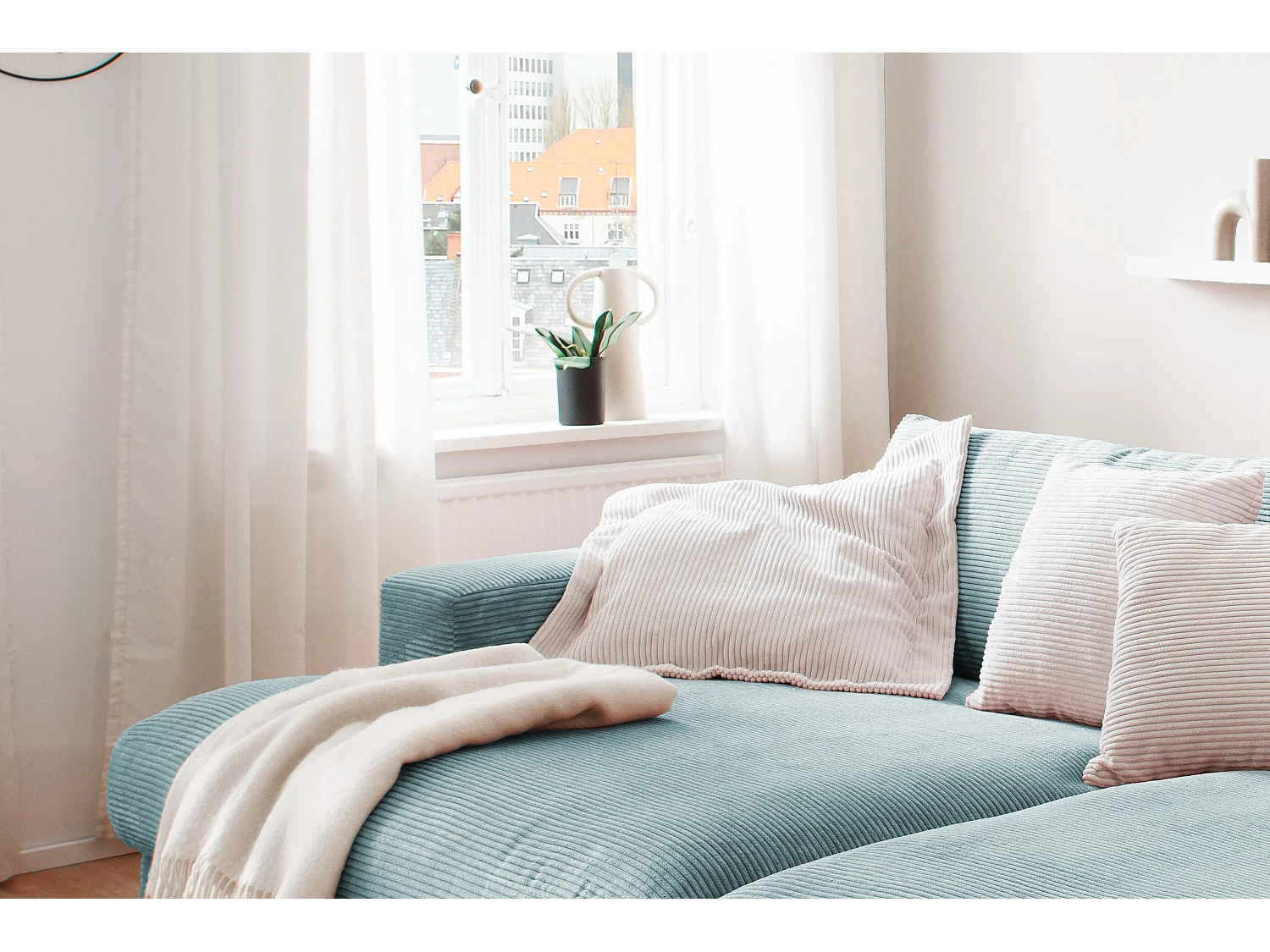 Big - Hellblau Cord - MADELINE