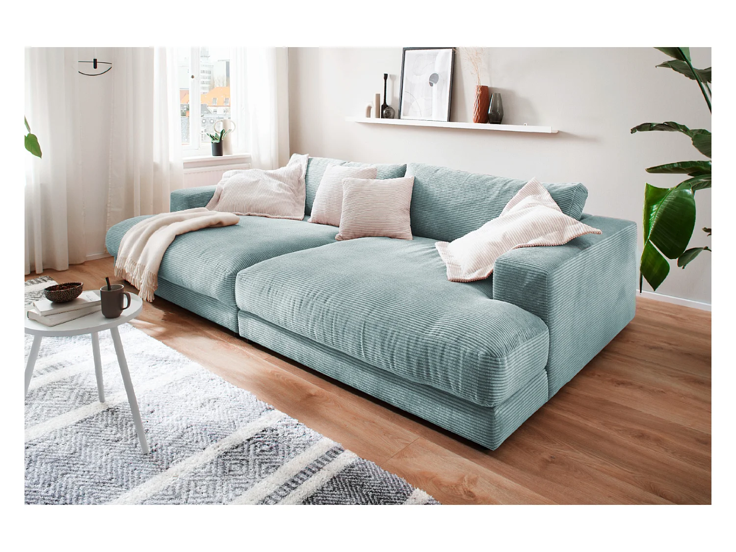 Big - Hellblau Cord - MADELINE