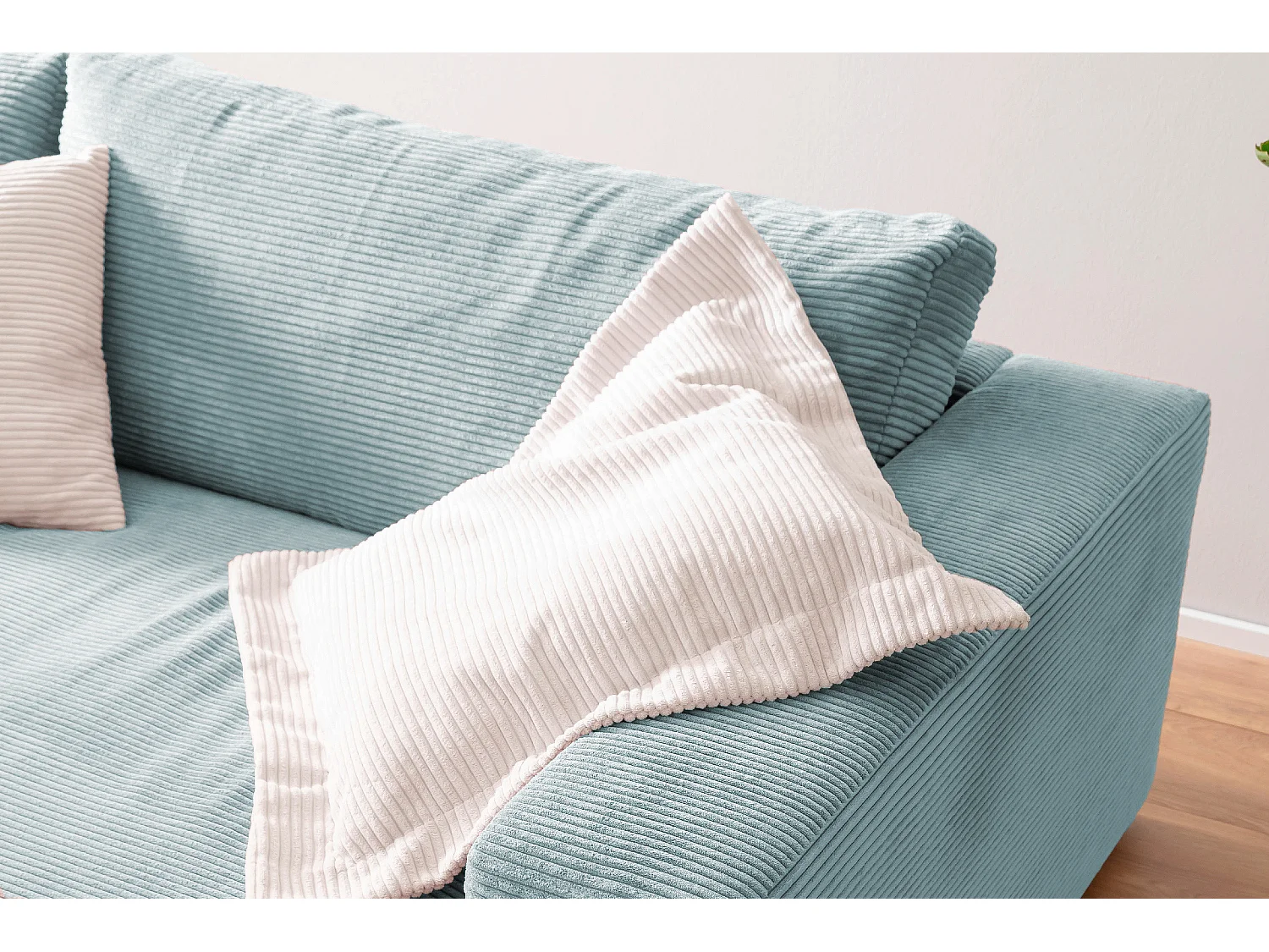 Big - Hellblau Cord - MADELINE