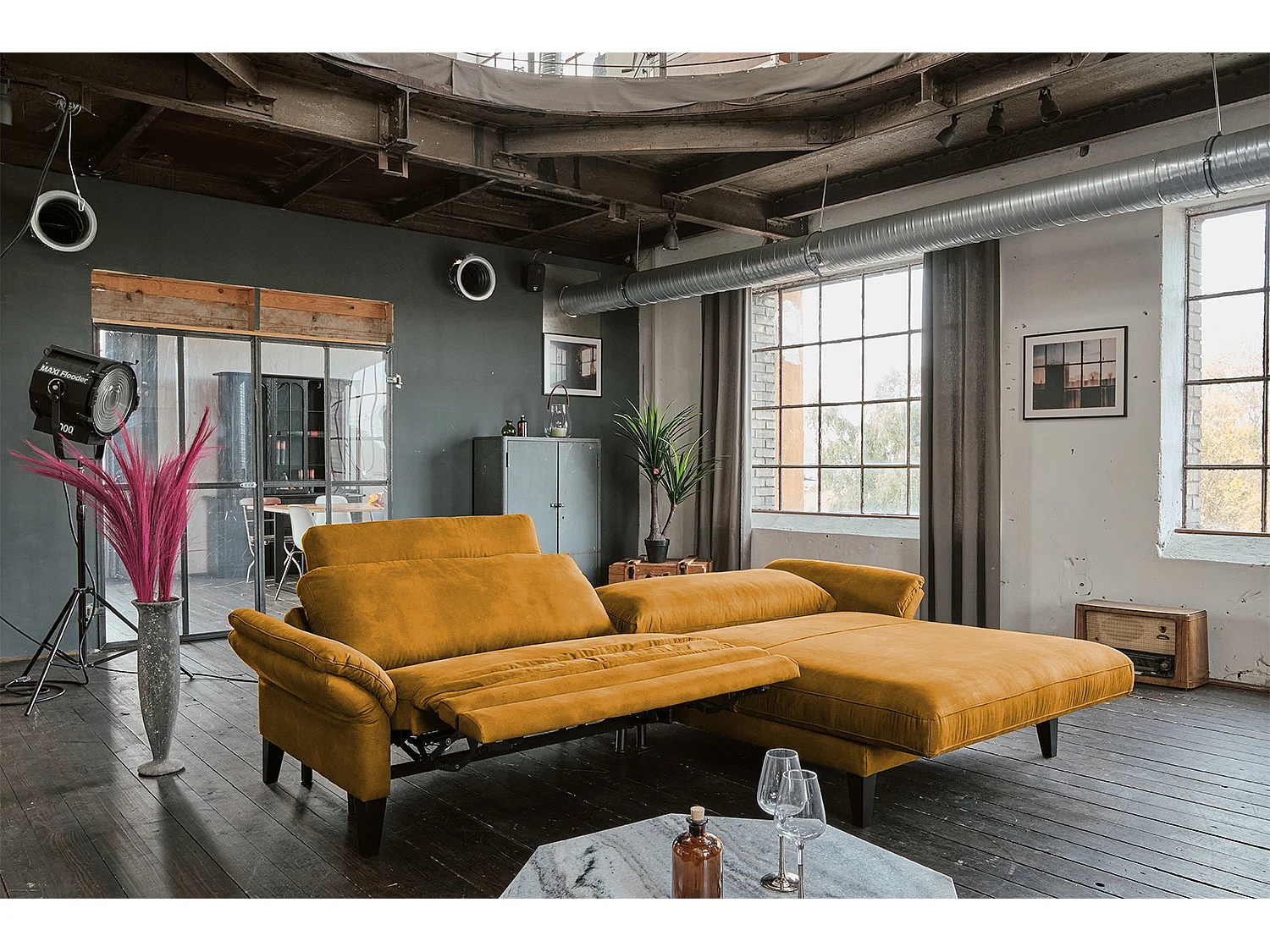 Ecksofa - Gold Webstoff - MALTA