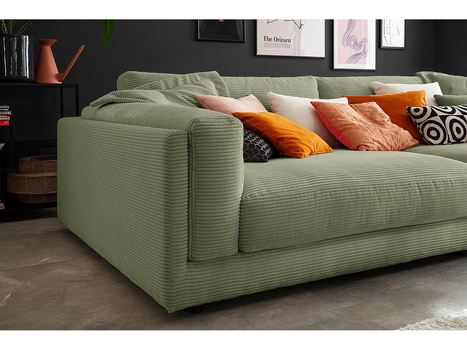 Canapé 3 places en velours côtelé vert longueur 254 cm RAINA