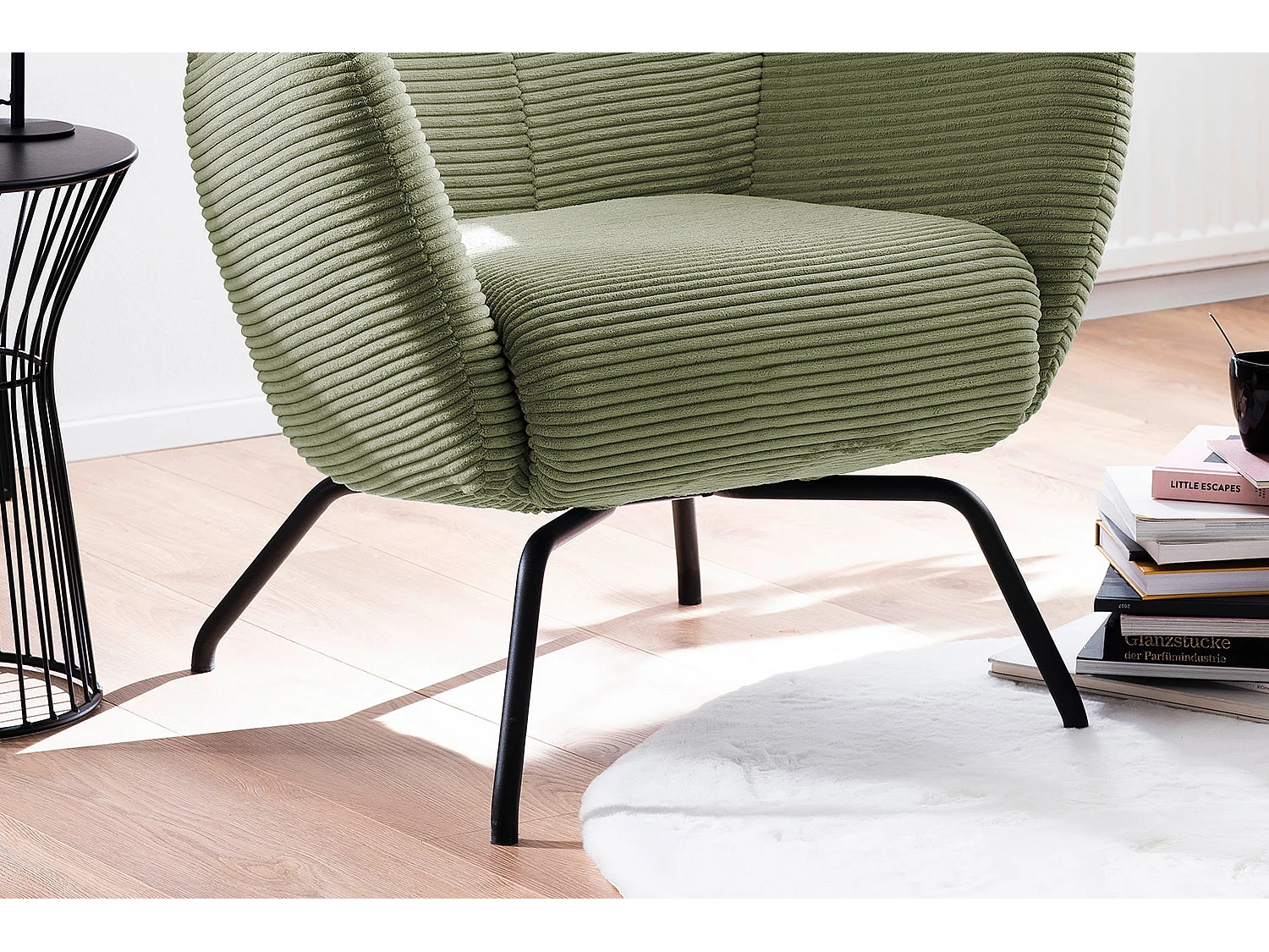 Poltrona bergère - verde Velluto a coste - LOTTE