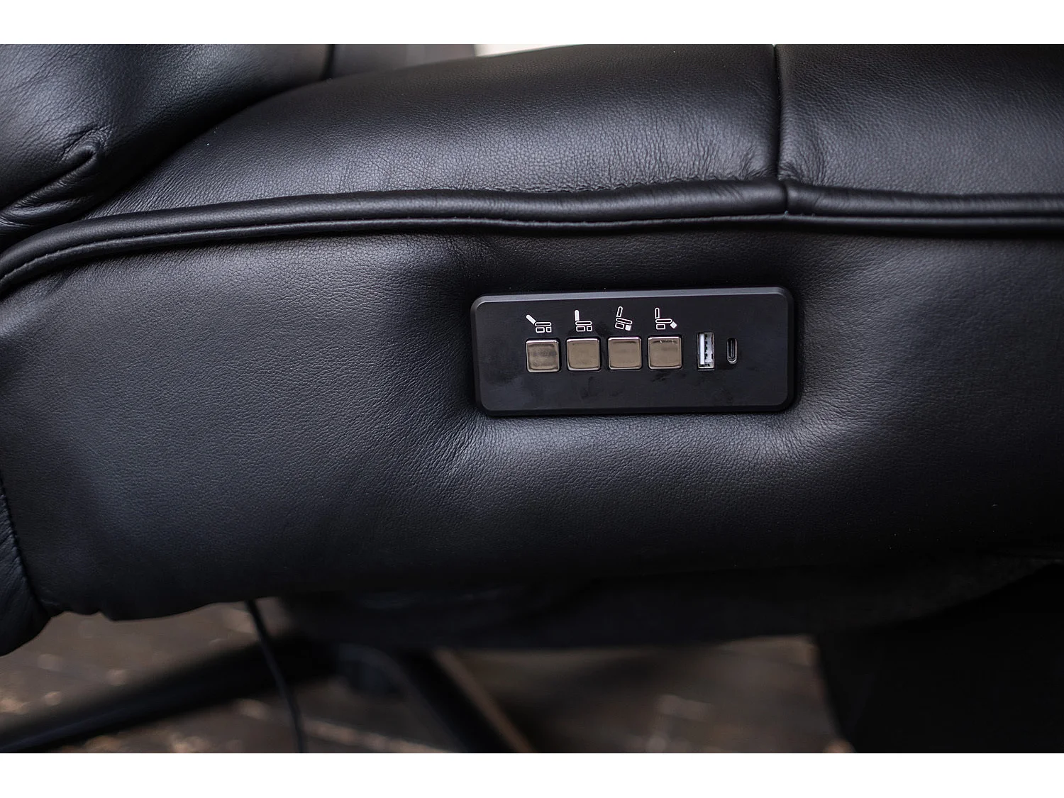 Sillón - Negro piel - MIKO