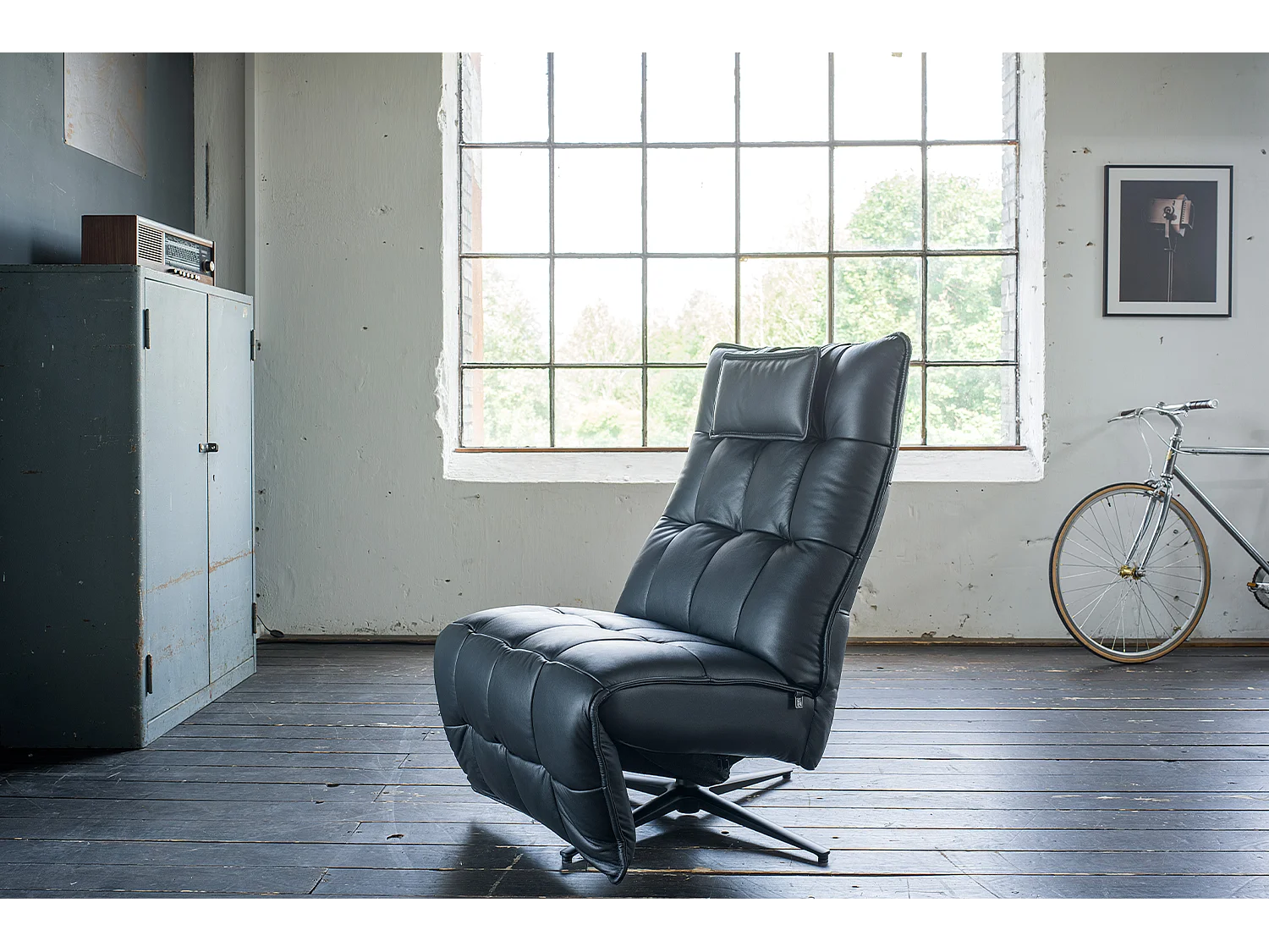 Poltrona - Nero pelle - MIKO