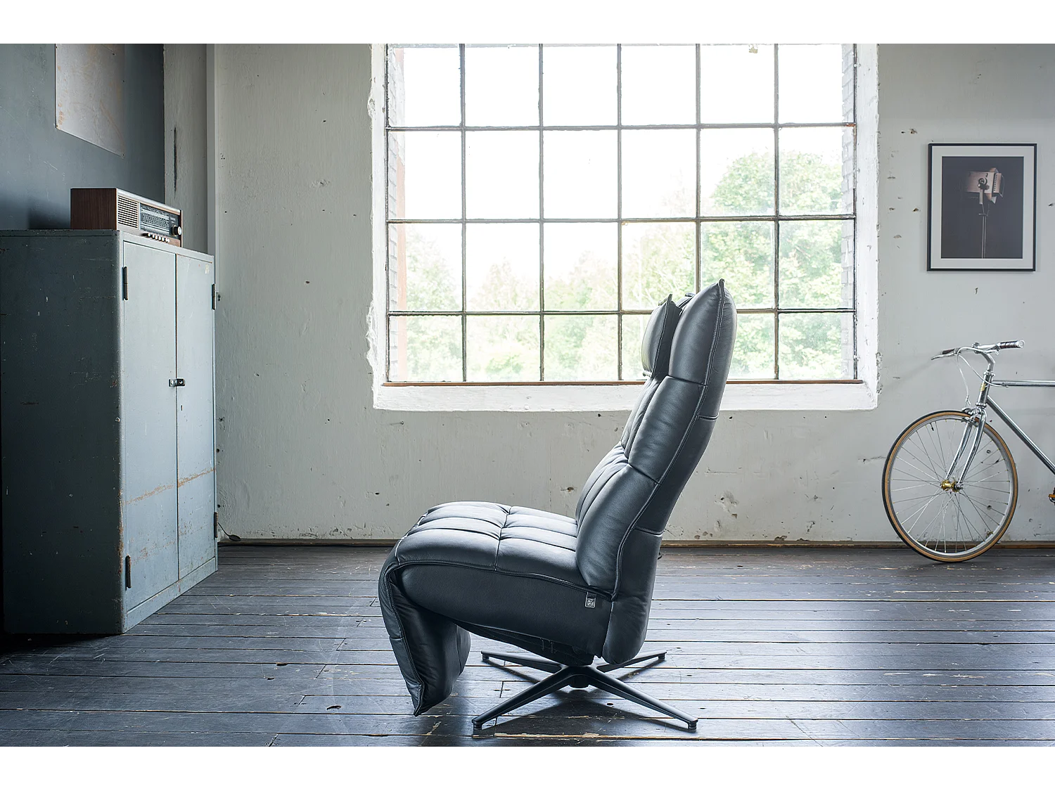 Poltrona - Nero pelle - MIKO
